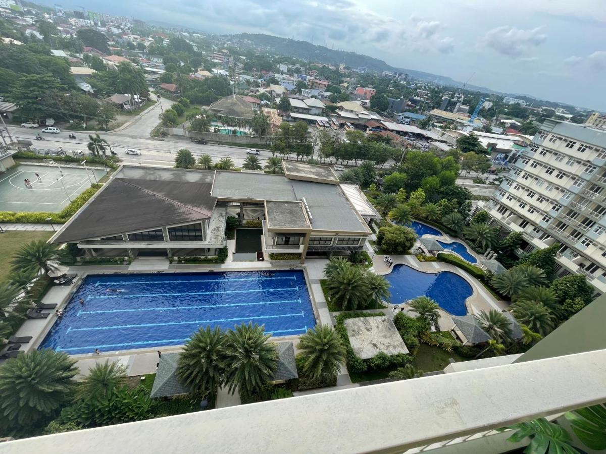 Verdon Parc Condo Davao Exterior foto
